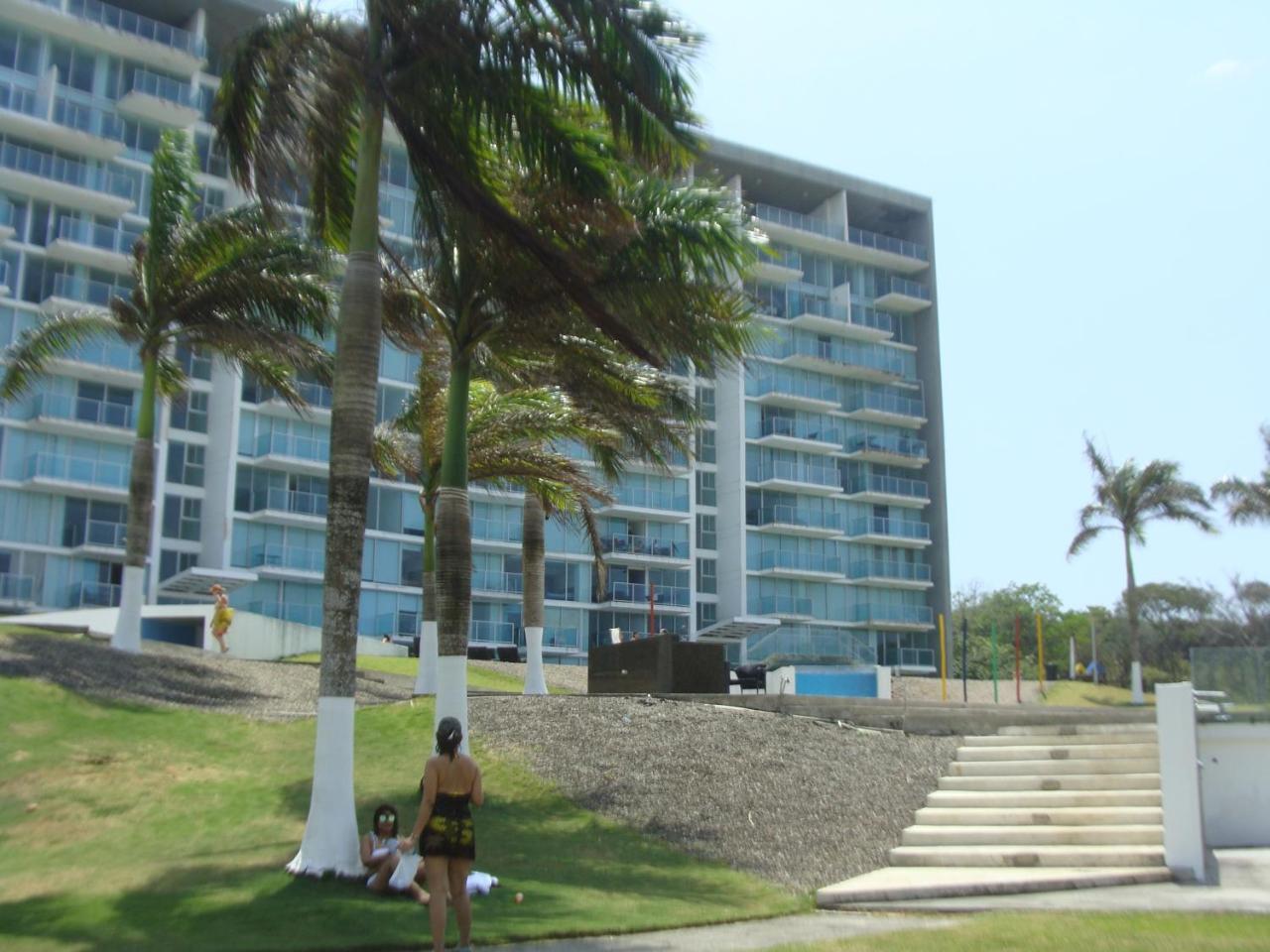 Apartamento En Balabeach Maria Chiquita In Front Of The Beach 2Hab 科隆 外观 照片